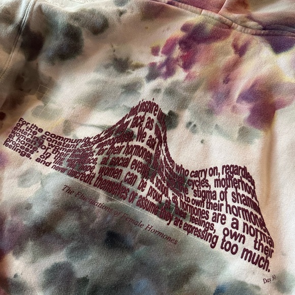 MADHAPPY International women’s day hoodie sweatshirt RARE - Picture 4 of 5